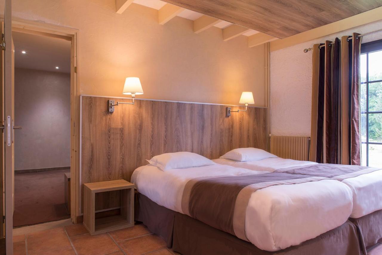 Hotel Restaurant Les Coquelicots, The Originals Relais Saint-Pardoux-l'Ortigier ภายนอก รูปภาพ