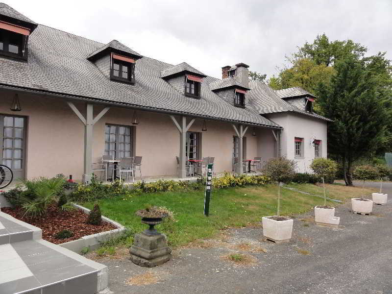 Hotel Restaurant Les Coquelicots, The Originals Relais Saint-Pardoux-l'Ortigier ภายนอก รูปภาพ